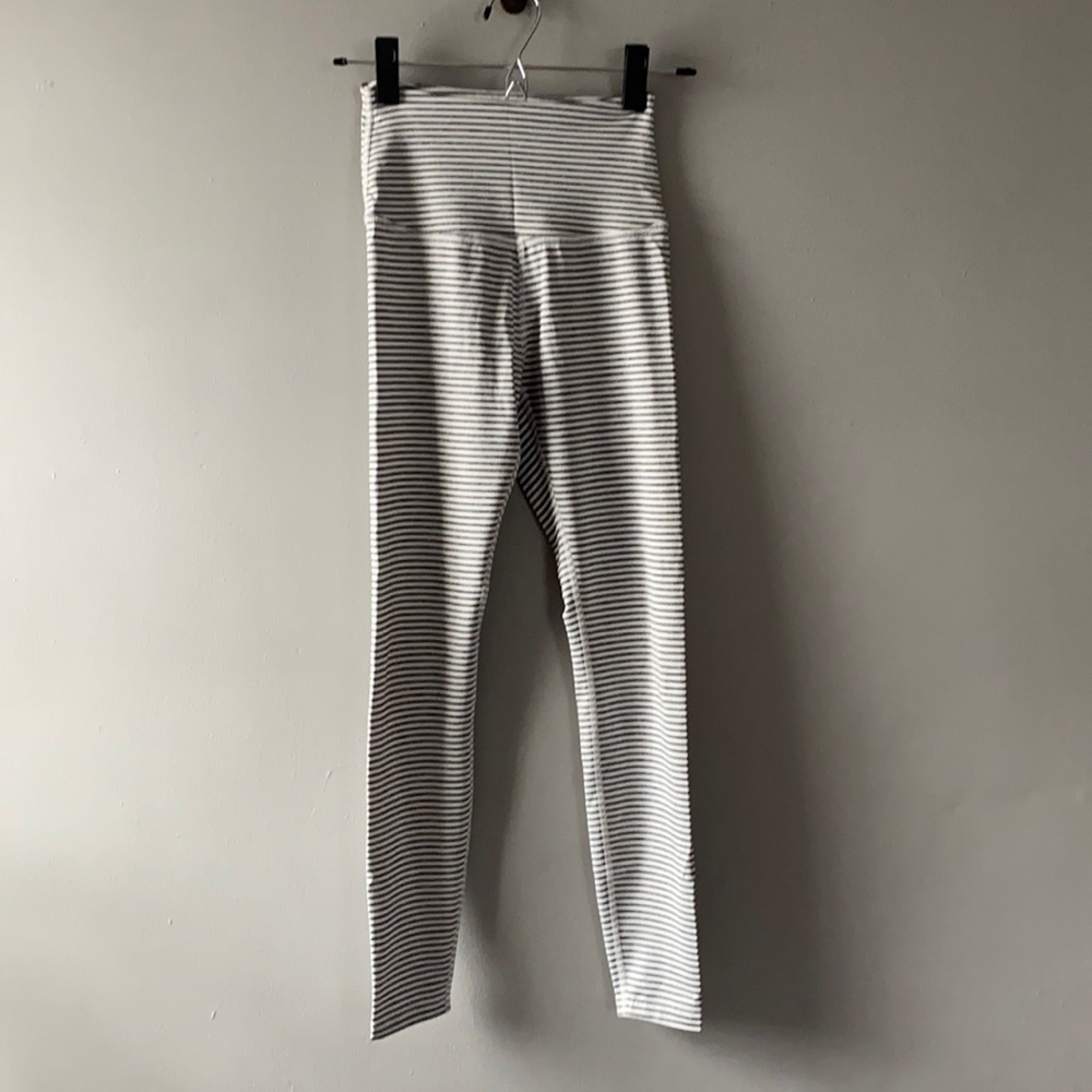 Beyond Yoga Surf Strip High Waisted Legging